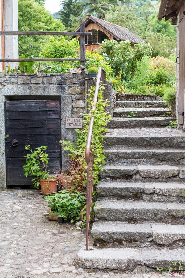 Auberge Du Moulin De Lere Vailly Eksteriør bilde